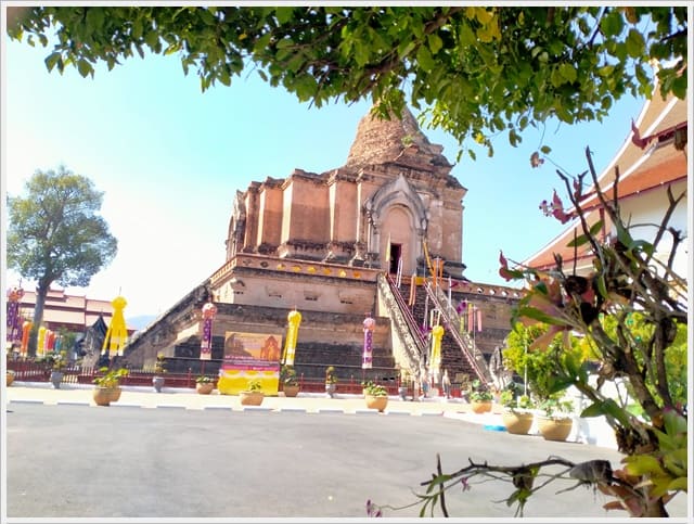 WatJediLoung Temple ChiangMai Thailand1