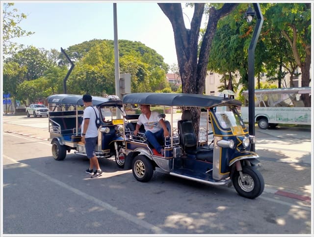 TukTuk Taxi, ChiangMai Service. Travel&Tour