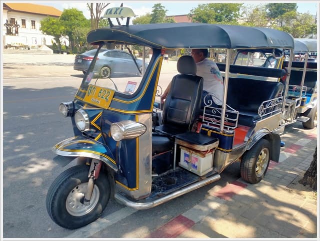 TukTuk Taxi, ChiangMai Service. Travel&Tour
